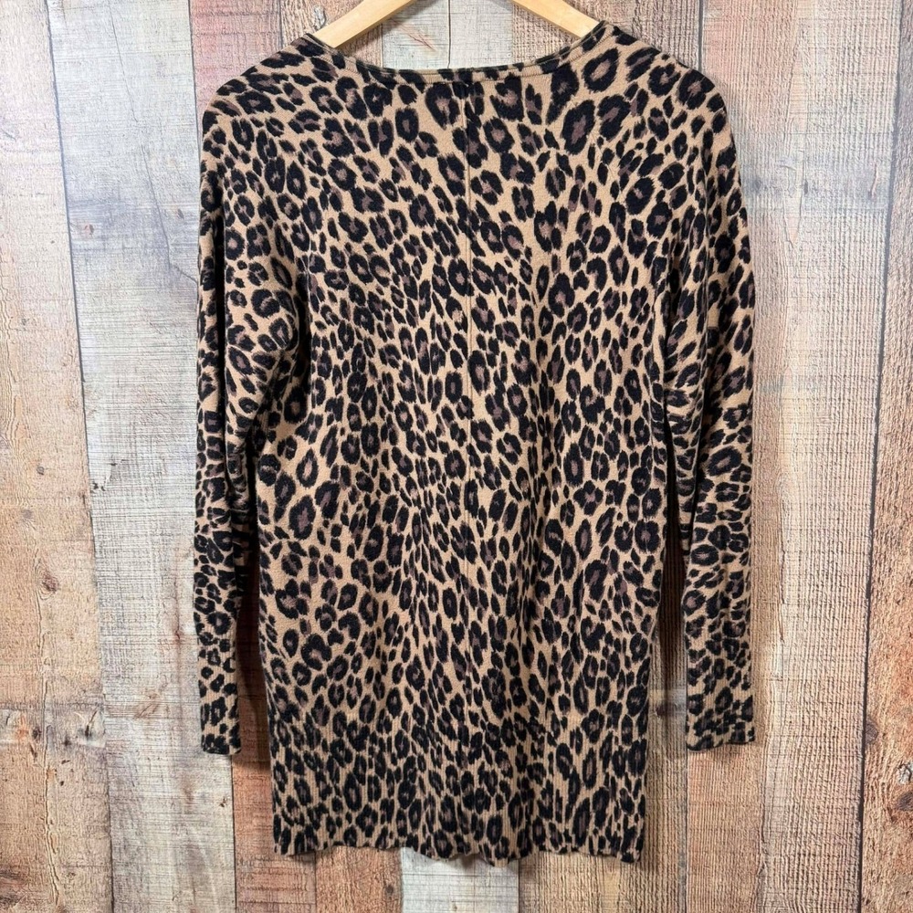 Chico's Zenergy Animal Print Leopard V-Neck Pullover Sweater 00 XS Athleisure